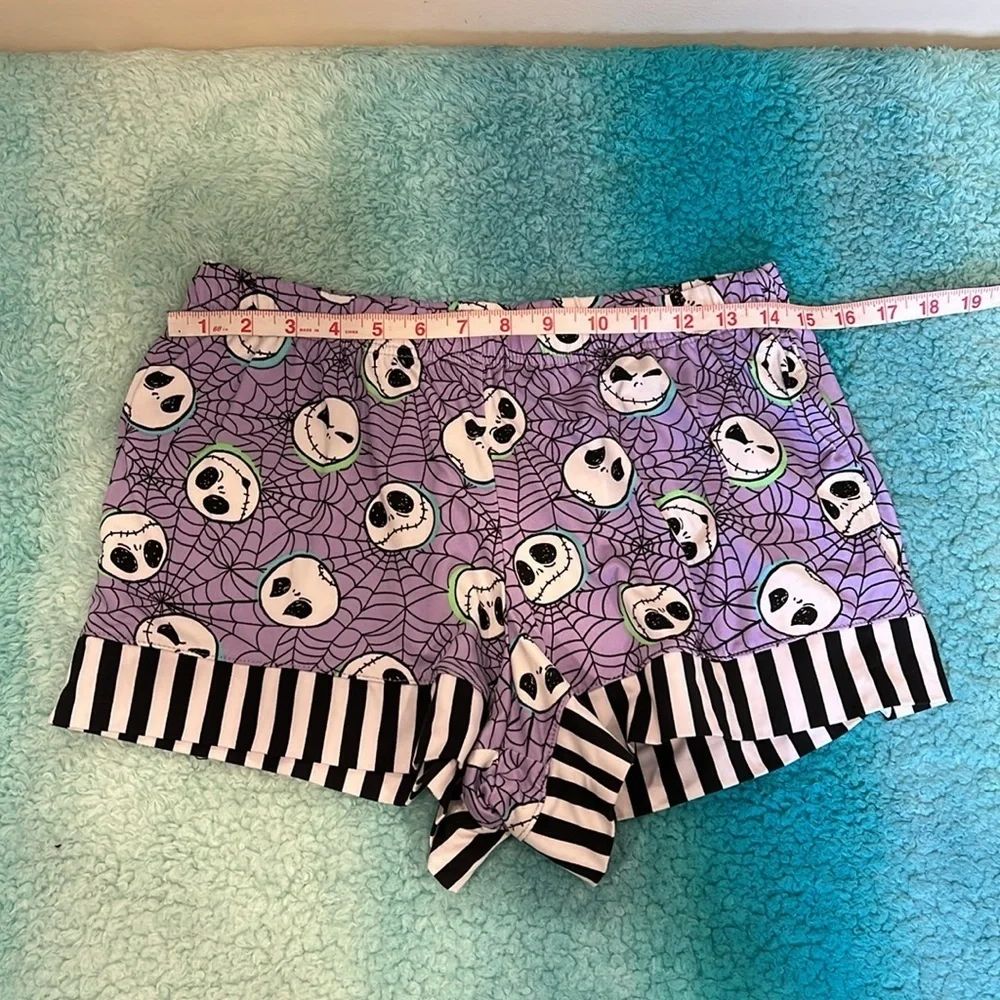 🔥Disney Purple Pajama Top with Whimsical Skulls🔥 - Picture 7 of 10